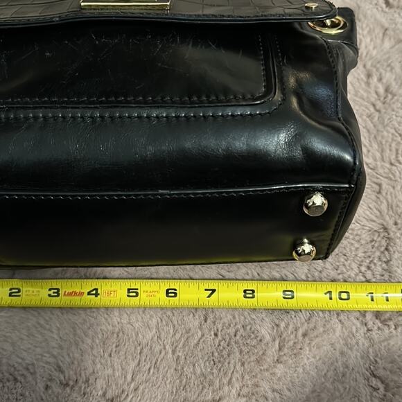 Milly Black Leather/Croc Embossed Top Flap Handbag w/Chunky Enamel Chain Strap - Picture 8 of 11